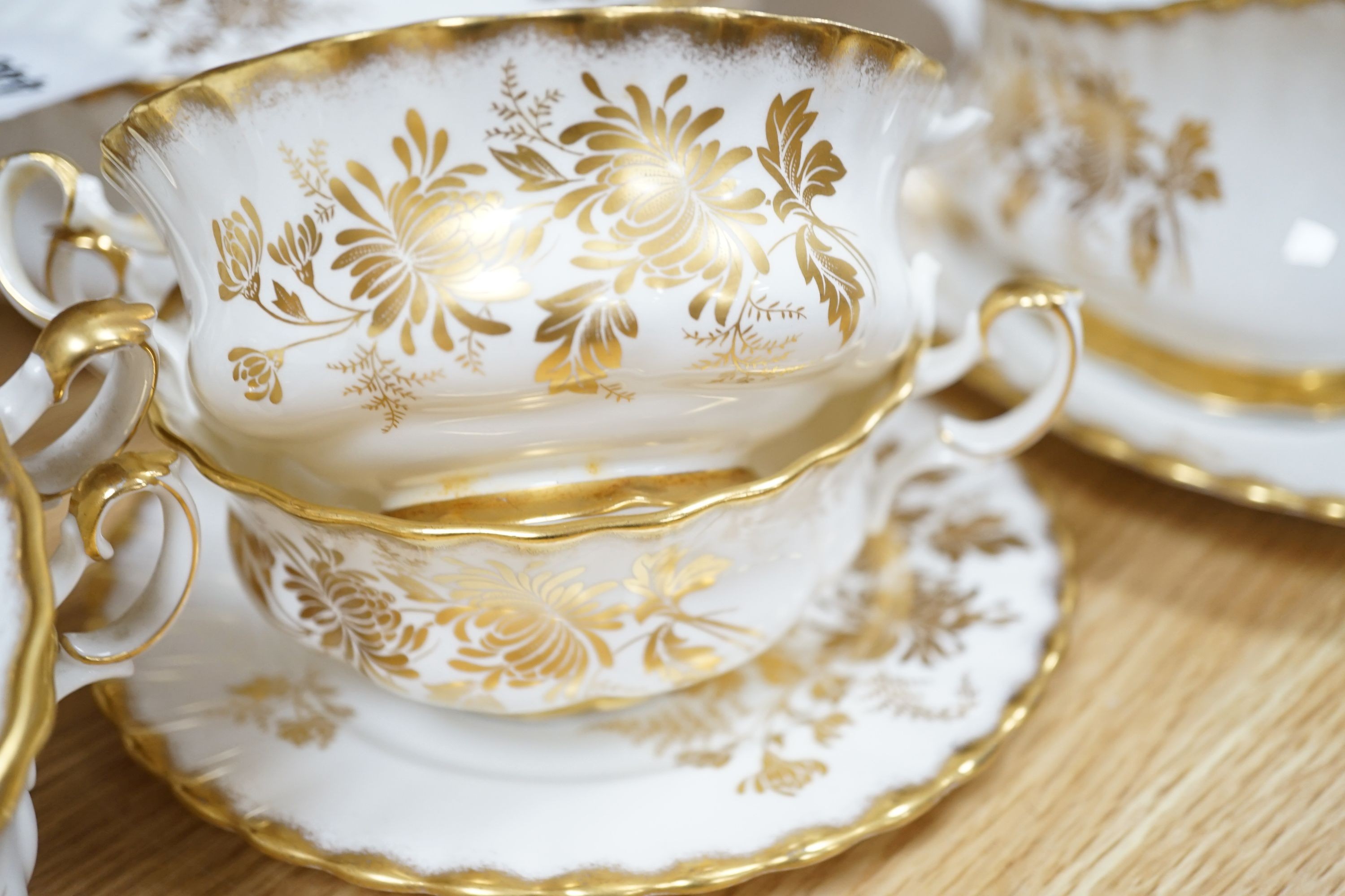 A Royal Albert ‘Golden Glory’ dinner service